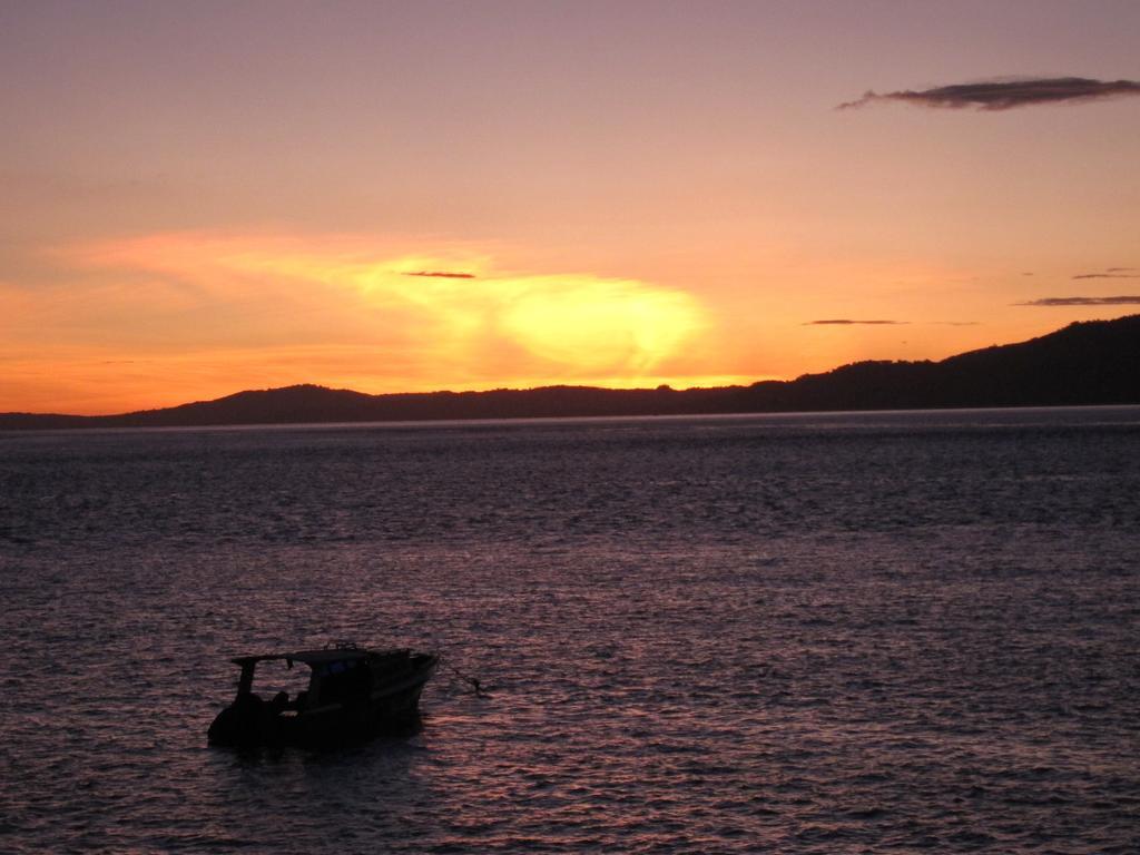 Raja Laut Dive Resort Bunaken Εξωτερικό φωτογραφία