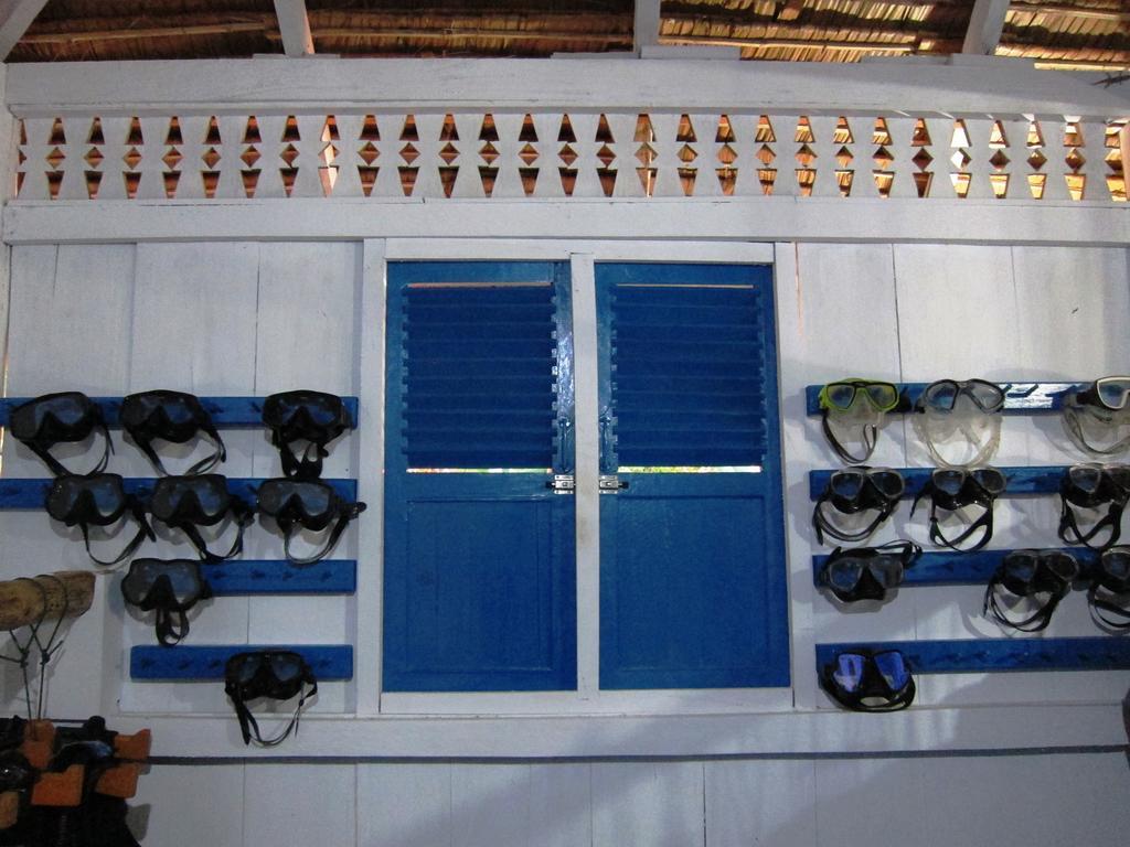 Raja Laut Dive Resort Bunaken Εξωτερικό φωτογραφία