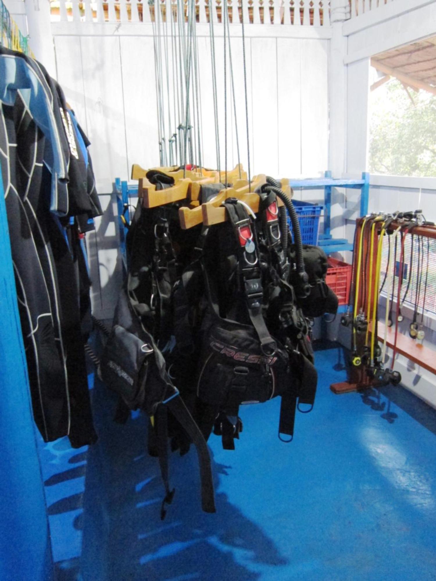 Raja Laut Dive Resort Bunaken Εξωτερικό φωτογραφία