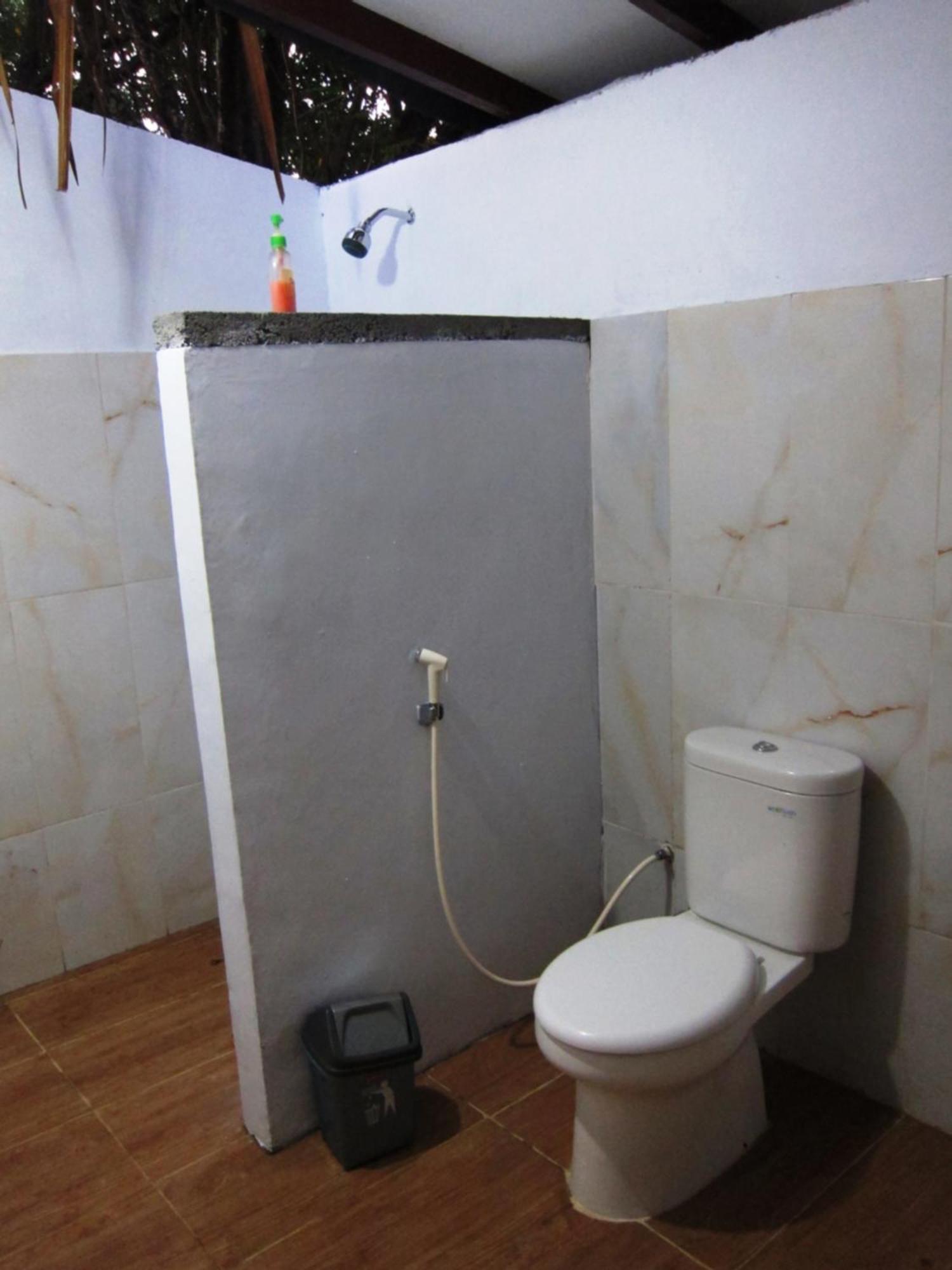 Raja Laut Dive Resort Bunaken Δωμάτιο φωτογραφία