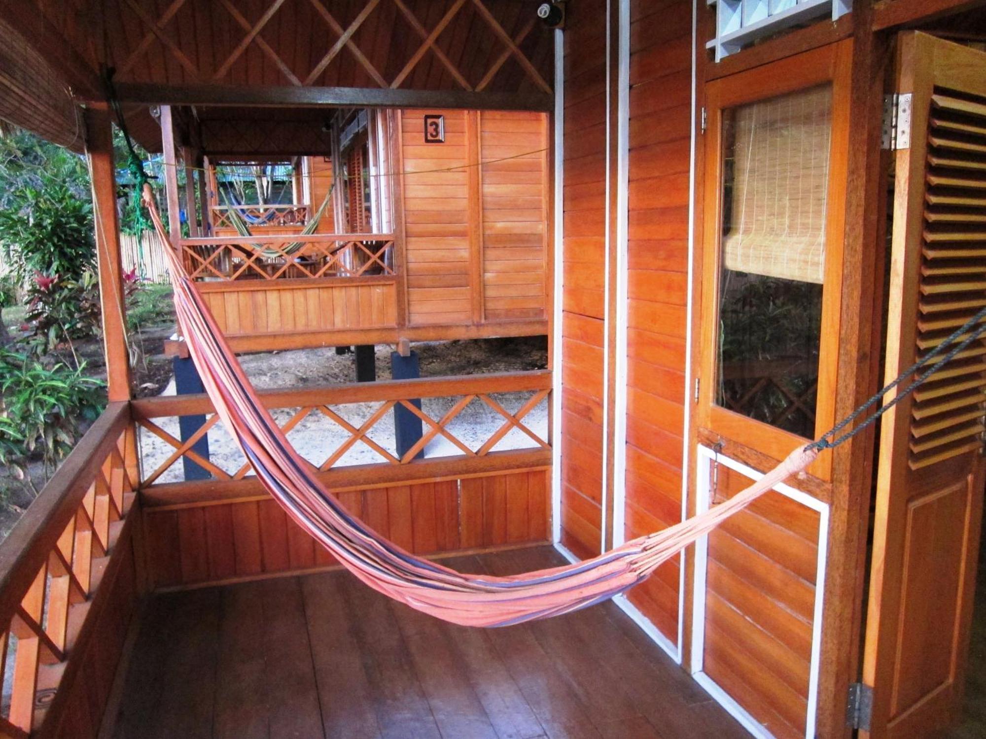 Raja Laut Dive Resort Bunaken Δωμάτιο φωτογραφία